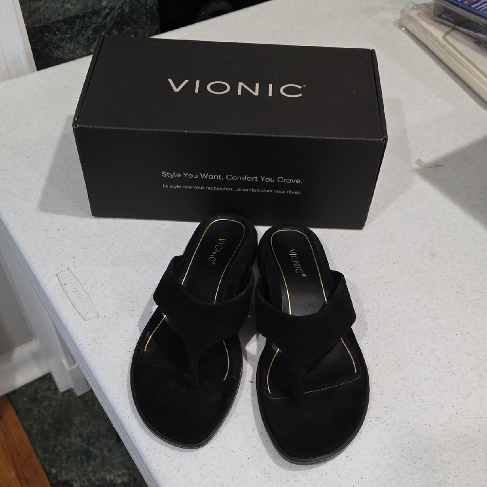 Vionic Women's Elegant Black Sandals